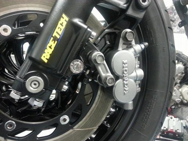 Front brakes.jpg