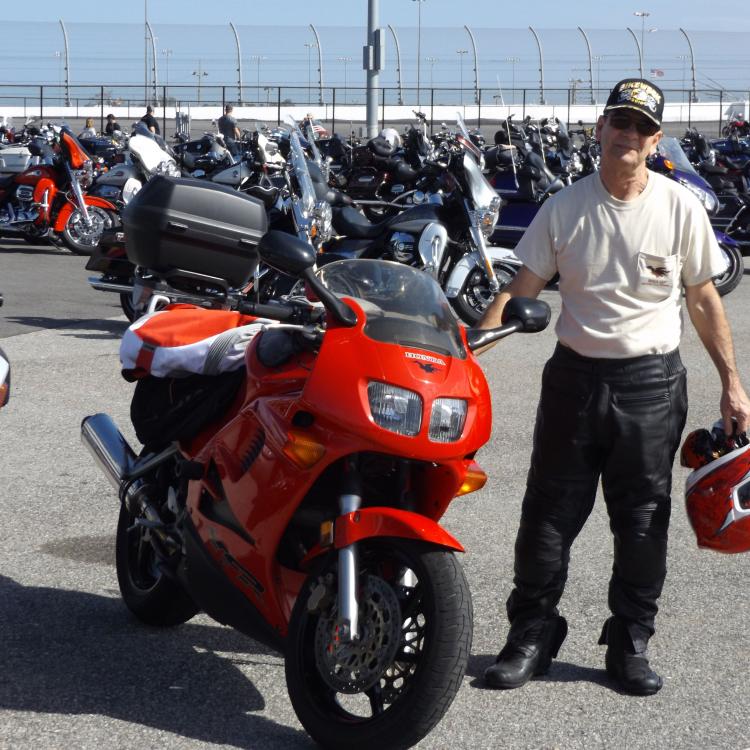 58c5ef6ddf050_Daytona2017025.thumb.JPG.551cfe5cc9d38f8be7d17bdd1ed9db11.JPG