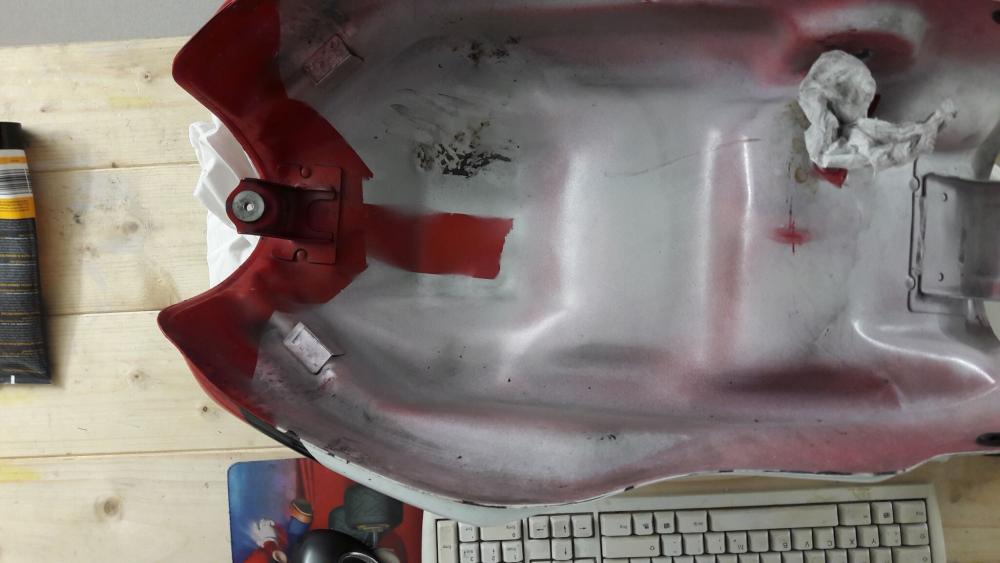 vf_tank_inside.thumb.jpg.229b534212a7ac2eee555fe940a166ab.jpg
